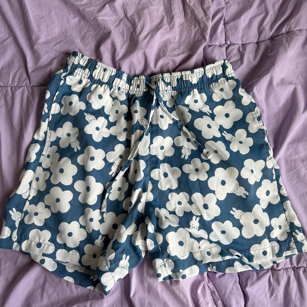 Uniqlo miffy shorts
